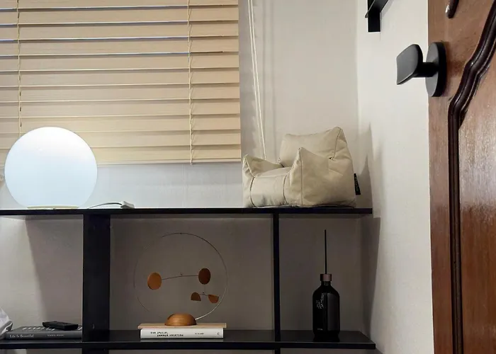 New House Open Special Price L Station 7min By Car L Itaewon Haebangchon Walk 7min L Up To 5 Guests