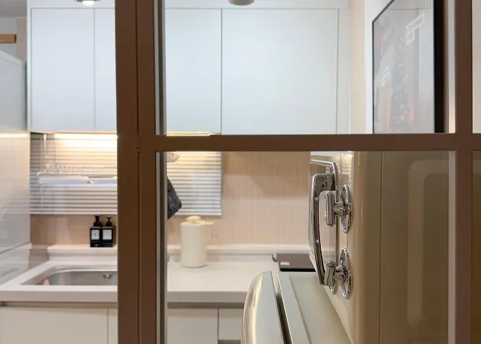 New House Open Special Price L Station 7min By Car L Itaewon Haebangchon Walk 7min L Up To 5 Guests