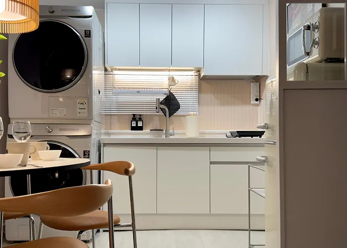 Appartement New House Open Special Price L Station 7min By Car L Itaewon Haebangchon Walk 7min L Up To 5 Guests