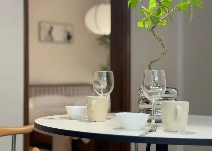 New House Open Special Price L Station 7min By Car L Itaewon Haebangchon Walk 7min L Up To 5 Guests *